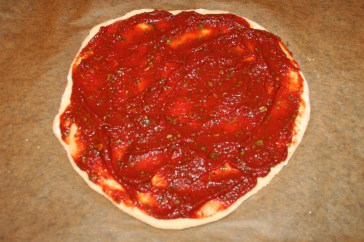 bunte Pizza m. Quark-Öl-Teig - Rezept - Bild Nr. 2