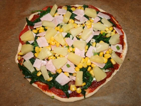 Rezept: bunte Pizza m. Quark-Öl-Teig Bild Nr. 6 bunte Pizza m. Quark-Öl-Teig - Rezept - Bild Nr. 6
