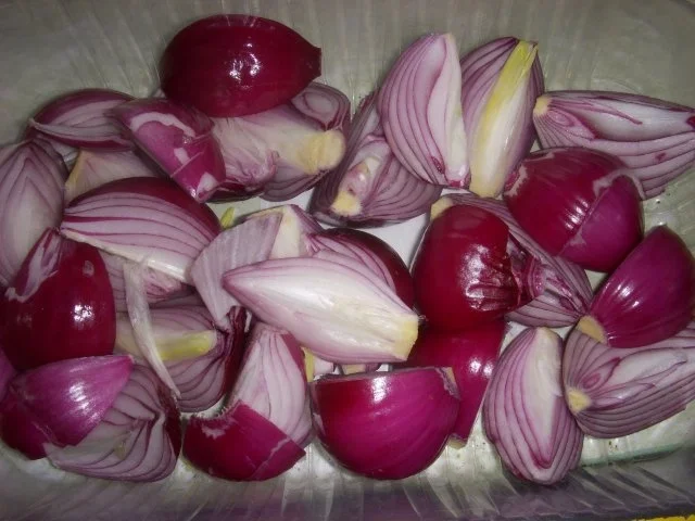 Rezept: GESCHMORTE ROTE HONIG-ZWIEBELN Bild Nr. 2 GESCHMORTE ROTE HONIG-ZWIEBELN - Rezept - Bild Nr. 2