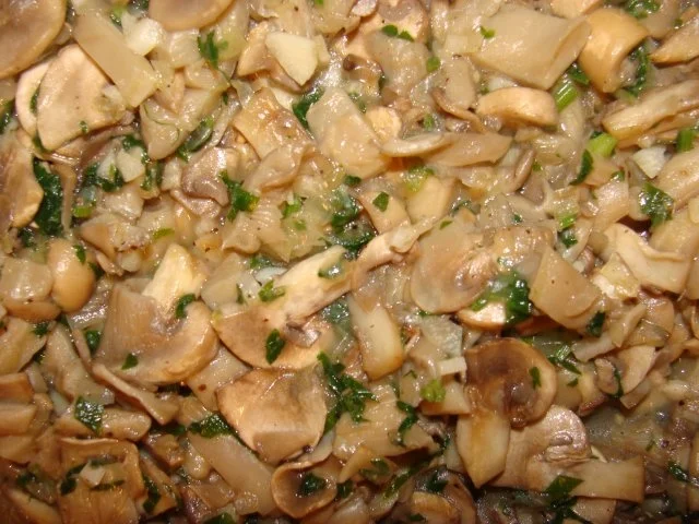 Rezept: Gemüse : - Pfannkuchen mit Pilzfüllung Bild Nr. 2 Gemüse : - Pfannkuchen mit Pilzfüllung - Rezept - Bild Nr. 2