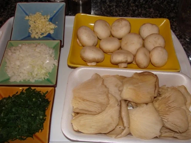 Rezept: Gemüse : - Pfannkuchen mit Pilzfüllung Bild Nr. 3 Gemüse : - Pfannkuchen mit Pilzfüllung - Rezept - Bild Nr. 3