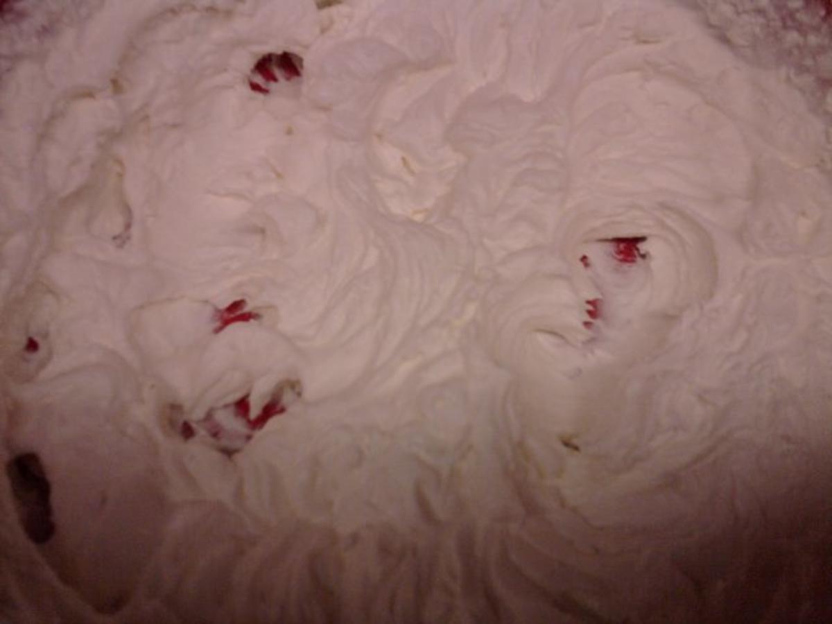 Erdbeer-Tiramisu-Torte - Rezept - Bild Nr. 5