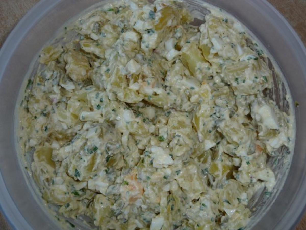Kartoffelsalat nach Großmutters Art mit Forellenfilets - Rezept - Bild Nr. 2