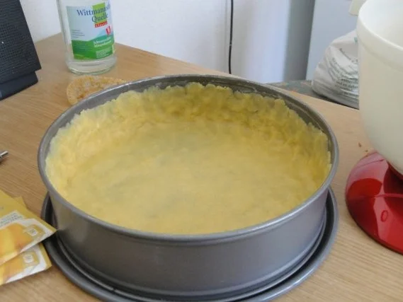 Rezept: Apfel-Sekt-Torte Bild Nr. 3 Apfel-Sekt-Torte - Rezept - Bild Nr. 3