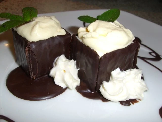 Eierlikör - Mascarpone Creme in After Eight "Schächtelchen" - Rezept - Bild Nr. 5