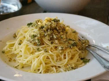 Walnusspesto mit Basilikum, Salbei und Rosmarin - Rezept - Bild Nr. 5