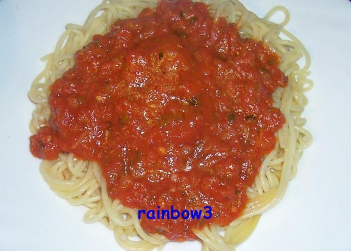 Kochen: Spaghetti mit Tomaten-Kräuter-Sauce - Rezept - Bild Nr. 2