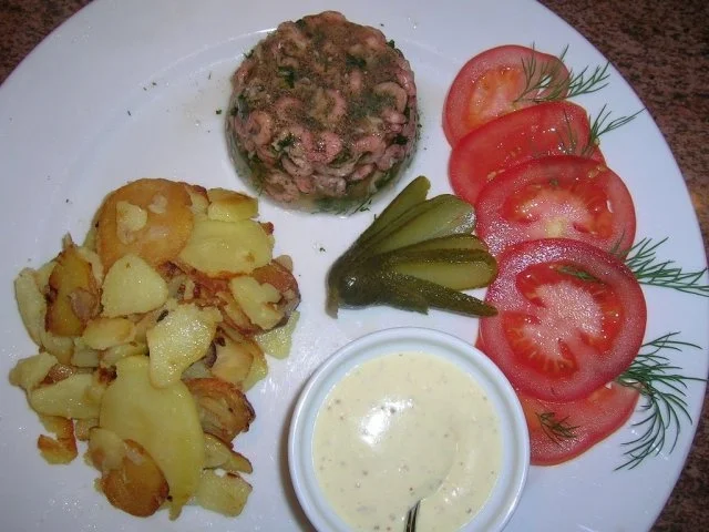 Rezept: Nordsee-Krabbensülze im Glas, mit Senf-Créme-fraiche an Bratkartöffelchen Bild Nr. 6 Nordsee-Krabbensülze im Glas, mit Senf-Créme-fraiche an Bratkartöffelchen - Rezept - Bild Nr. 6