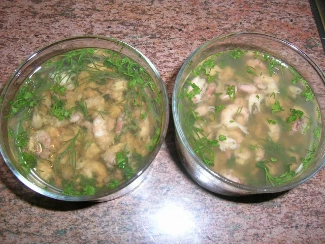 Rezept: Nordsee-Krabbensülze im Glas, mit Senf-Créme-fraiche an Bratkartöffelchen Bild Nr. 16 Nordsee-Krabbensülze im Glas, mit Senf-Créme-fraiche an Bratkartöffelchen - Rezept - Bild Nr. 16