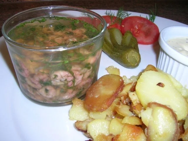 Rezept: Nordsee-Krabbensülze im Glas, mit Senf-Créme-fraiche an Bratkartöffelchen Bild Nr. 18 Nordsee-Krabbensülze im Glas, mit Senf-Créme-fraiche an Bratkartöffelchen - Rezept - Bild Nr. 18