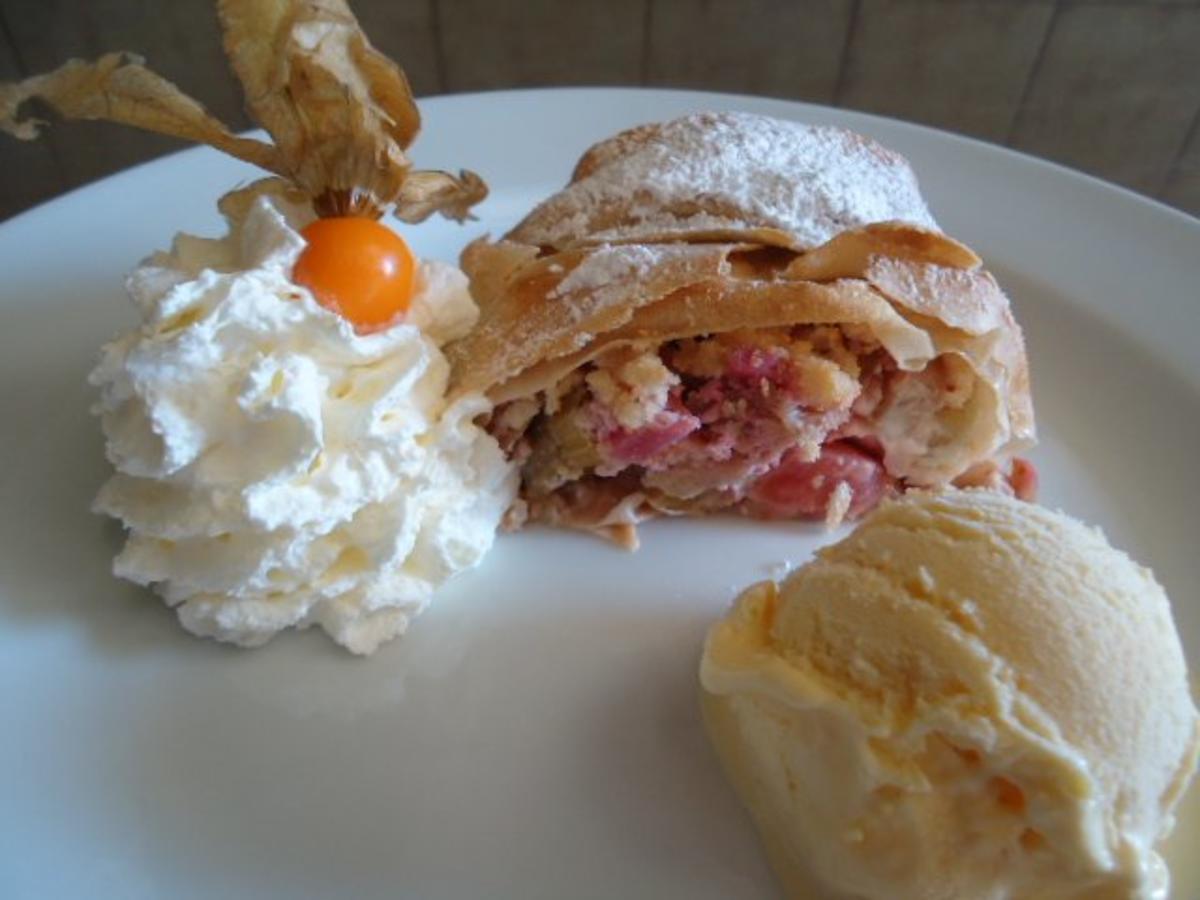 Rhabarber - Strudel - Rezept Von Einsendungen Maggie2