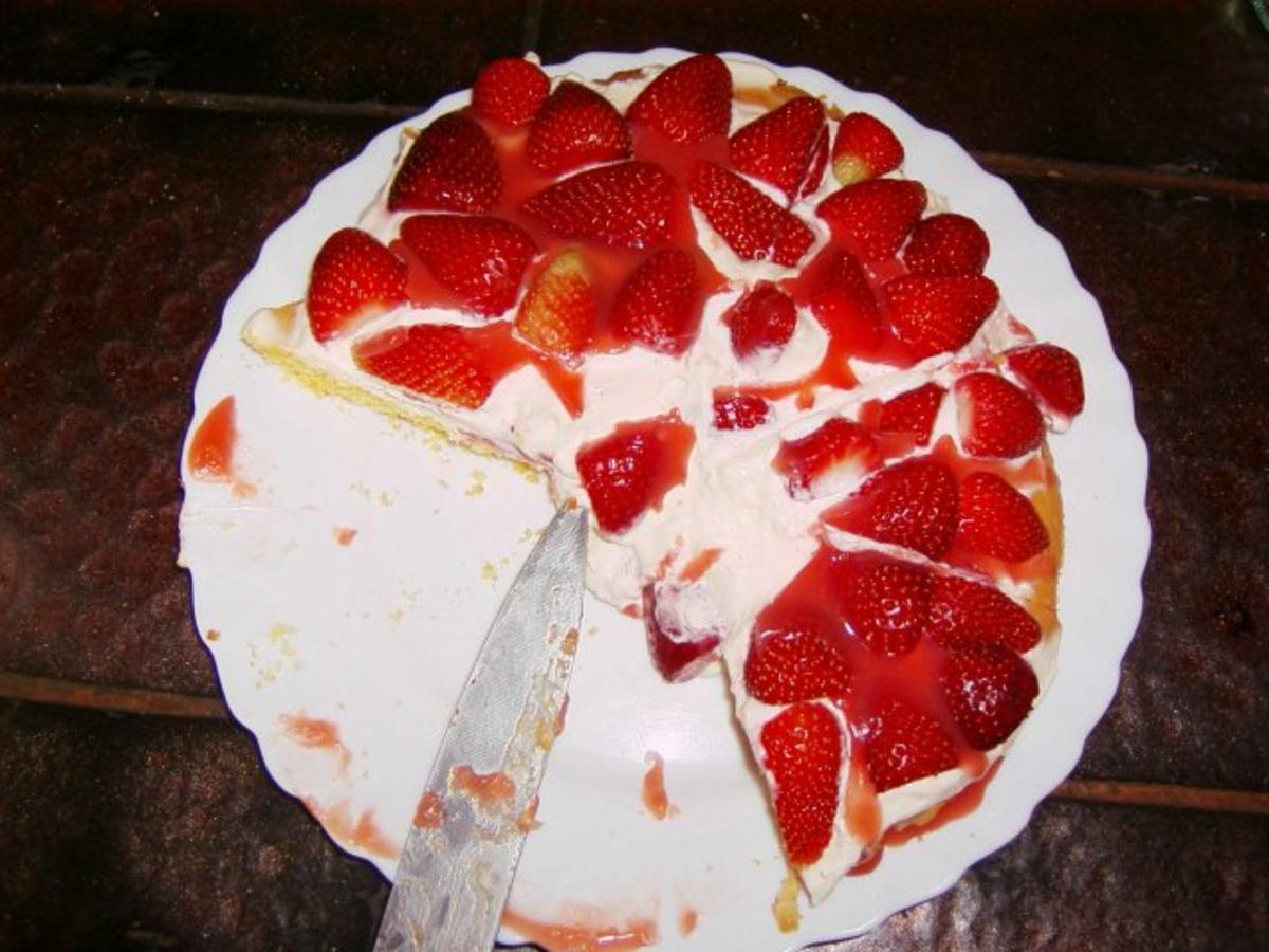 Erdbeer-Schmand-Torte - Rezept mit Bild - kochbar.de