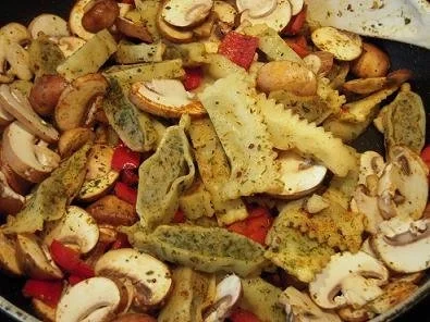 Maultaschenpfanne mit Bresso - Rezept - Bild Nr. 2