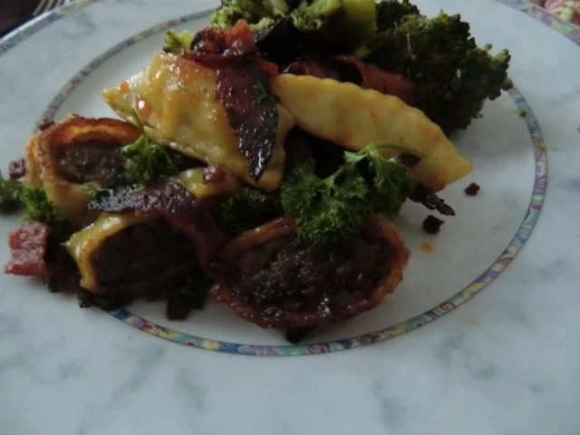 Gebratene Maultaschen mit Brokkoligemüse und Chorizowurst - Rezept