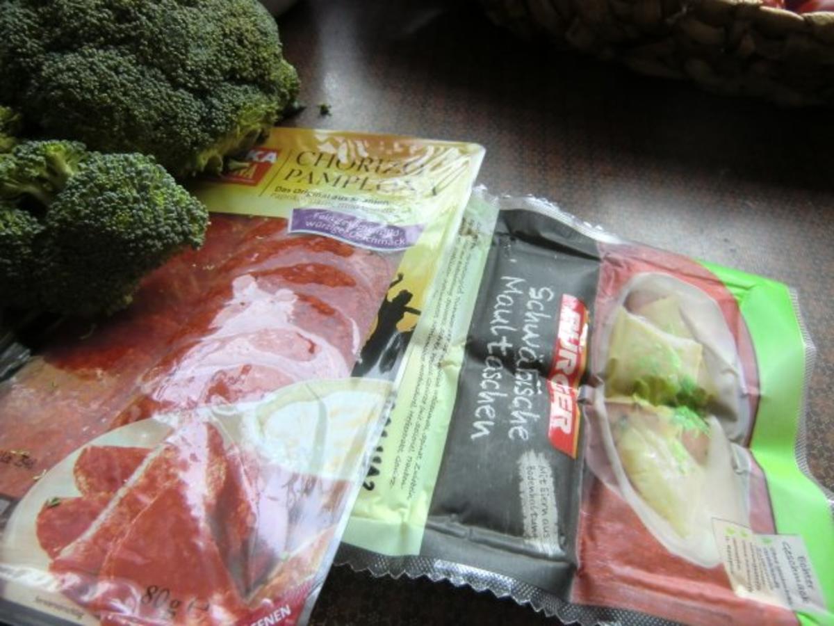 Gebratene Maultaschen mit Brokkoligemüse und Chorizowurst - Rezept - Bild Nr. 2