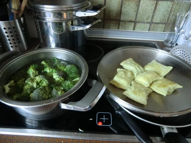 Gebratene Maultaschen mit Brokkoligemüse und Chorizowurst - Rezept - Bild Nr. 3