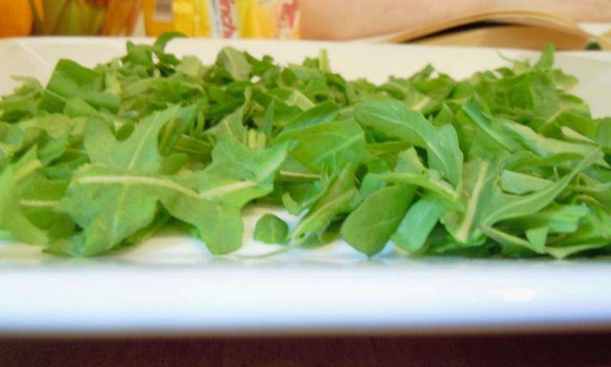 Feta im Speckmantel auf Salat - Rezept - Bild Nr. 2