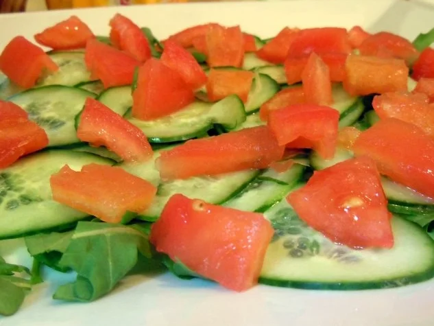 Rezept: Feta im Speckmantel auf Salat Bild Nr. 3 Feta im Speckmantel auf Salat - Rezept - Bild Nr. 3