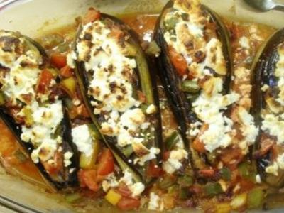 Rezept: Gefüllte Aubergine Gefüllte Aubergine - Rezept