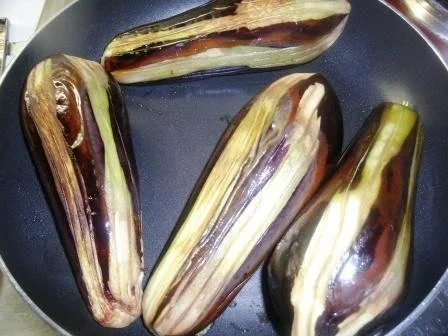 Rezept: Gefüllte Aubergine Bild Nr. 3 Gefüllte Aubergine - Rezept - Bild Nr. 3