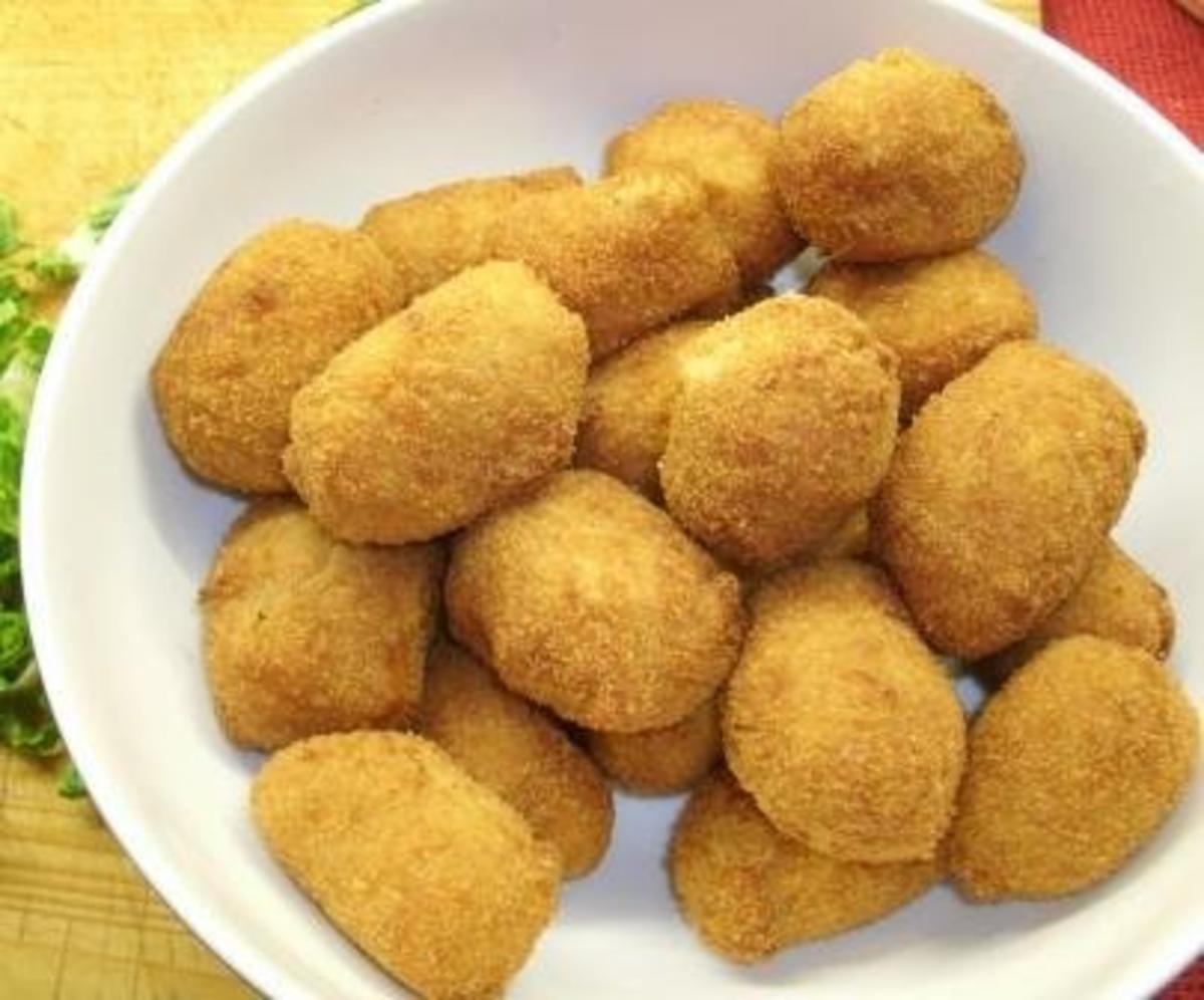 Bilder für Kartoffelkroketten aus übrig gebliebenem Kartoffelpüree - Rezept