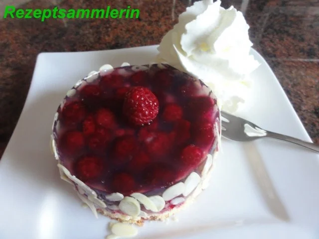 Biskuit:   HIMBEER + MANDARINEN TÖRTCHEN - Rezept