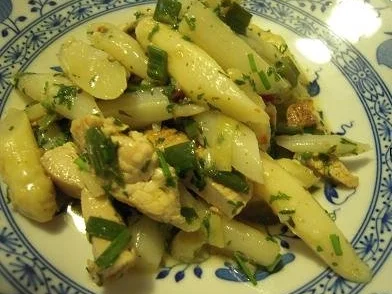 Rezept: Spargel-Geflügelsalat mit Vinaigrette Spargel-Geflügelsalat mit Vinaigrette - Rezept