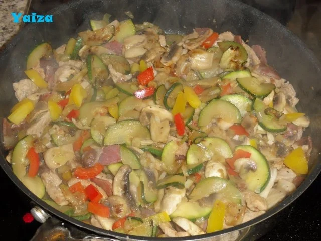 Rezept: Pastateller mit Fleisch u.Gemüse Bild Nr. 6 Pastateller mit Fleisch u.Gemüse - Rezept - Bild Nr. 6