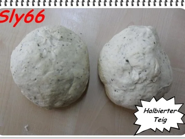 Pizza Tonno-Funghi - Rezept - Bild Nr. 3