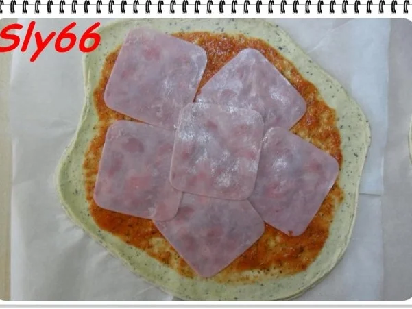 Pizza Tonno-Funghi - Rezept - Bild Nr. 13