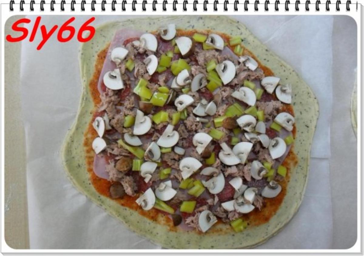 Pizza Tonno-Funghi - Rezept - Bild Nr. 16