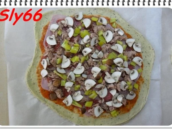 Pizza Tonno-Funghi - Rezept - Bild Nr. 16