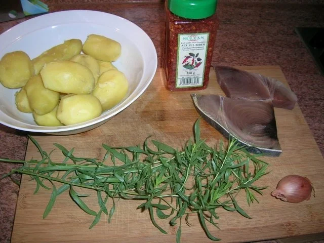 Rezept: Thunfischbuletten mit Spargelragout Bild Nr. 5 Thunfischbuletten mit Spargelragout - Rezept - Bild Nr. 5