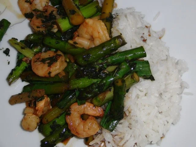 Gemüse : Spargel im Wok, ein fantastisches Grün mit Garnelen - Rezept - Bild Nr. 5