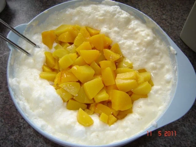Auflauf & Co. : Reis-Quark-Auflauf mit Pfirsichen  (Bilder....) - Rezept - Bild Nr. 6