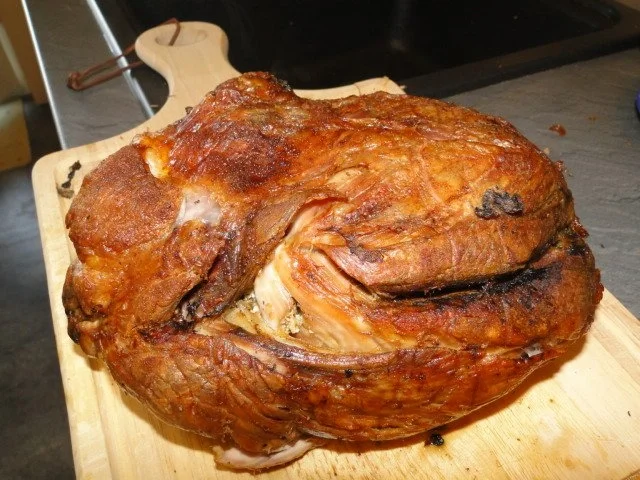 Rezept: Rollbraten selber gefüllt mit Frischkäse und vielen Kräutern (Fotos) Rollbraten selber gefüllt mit Frischkäse und vielen Kräutern (Fotos) - Rezept