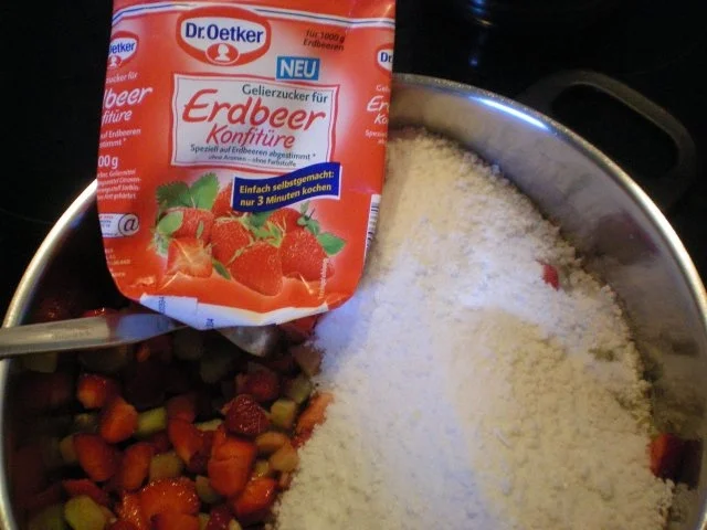 Meine Erdbeer-Rhabarber-Marmelade - Rezept - Bild Nr. 4