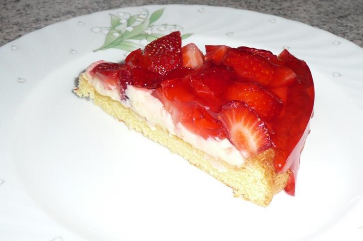 Bilder für Kuchen: Erdbeertorte - Rezept