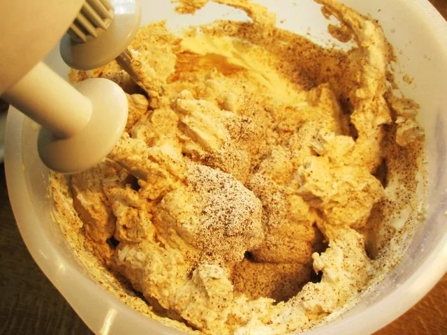 Nusstorte mit Cappucino-Sahne - Rezept - Bild Nr. 3