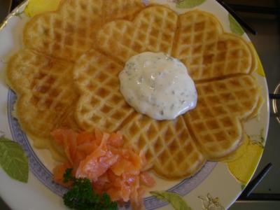 American Raised Waffles ~ herrlich lockere Hefewaffeln - Rezept