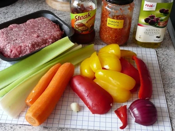 Hackfleisch: Hack - Gemüsepfanne - Rezept - Bild Nr. 2