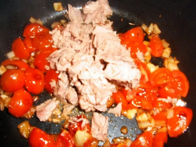 Thunfischsoße auf Nudeln - Rezept - Bild Nr. 4