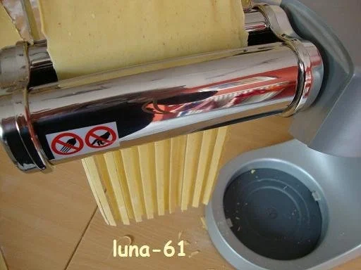 TAGLIATELLE AI CARCIOFI - Tagliatelle mit Artischockensauce - Rezept - Bild Nr. 5