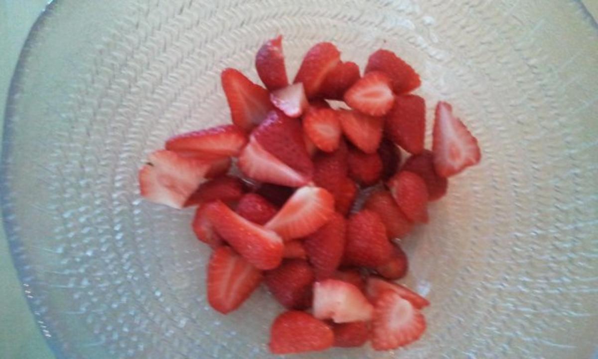 Erdbeer-Dessert - Rezept - Bild Nr. 2