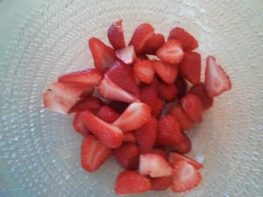 Rezept: Erdbeer-Dessert Bild Nr. 2 Erdbeer-Dessert - Rezept - Bild Nr. 2