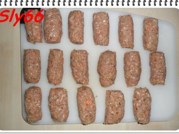 Rezept: Fleischgerichte:Hackröllchen mit Pfeffer-Champignonsoße Bild Nr. 11 Fleischgerichte:Hackröllchen mit Pfeffer-Champignonsoße - Rezept - Bild Nr. 11