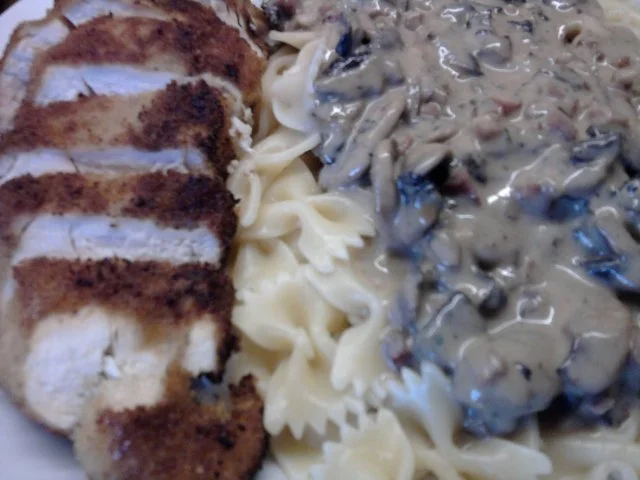 Hähnchenbrustfilet mit Champignon-Weisswein-Sosse - Rezept - Bild Nr. 2