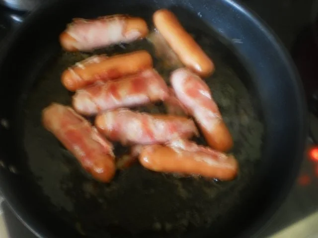 Rezept: Berner Würstchen an Reis und Kohlrabigemüse Bild Nr. 8 Berner Würstchen an Reis und Kohlrabigemüse - Rezept - Bild Nr. 8