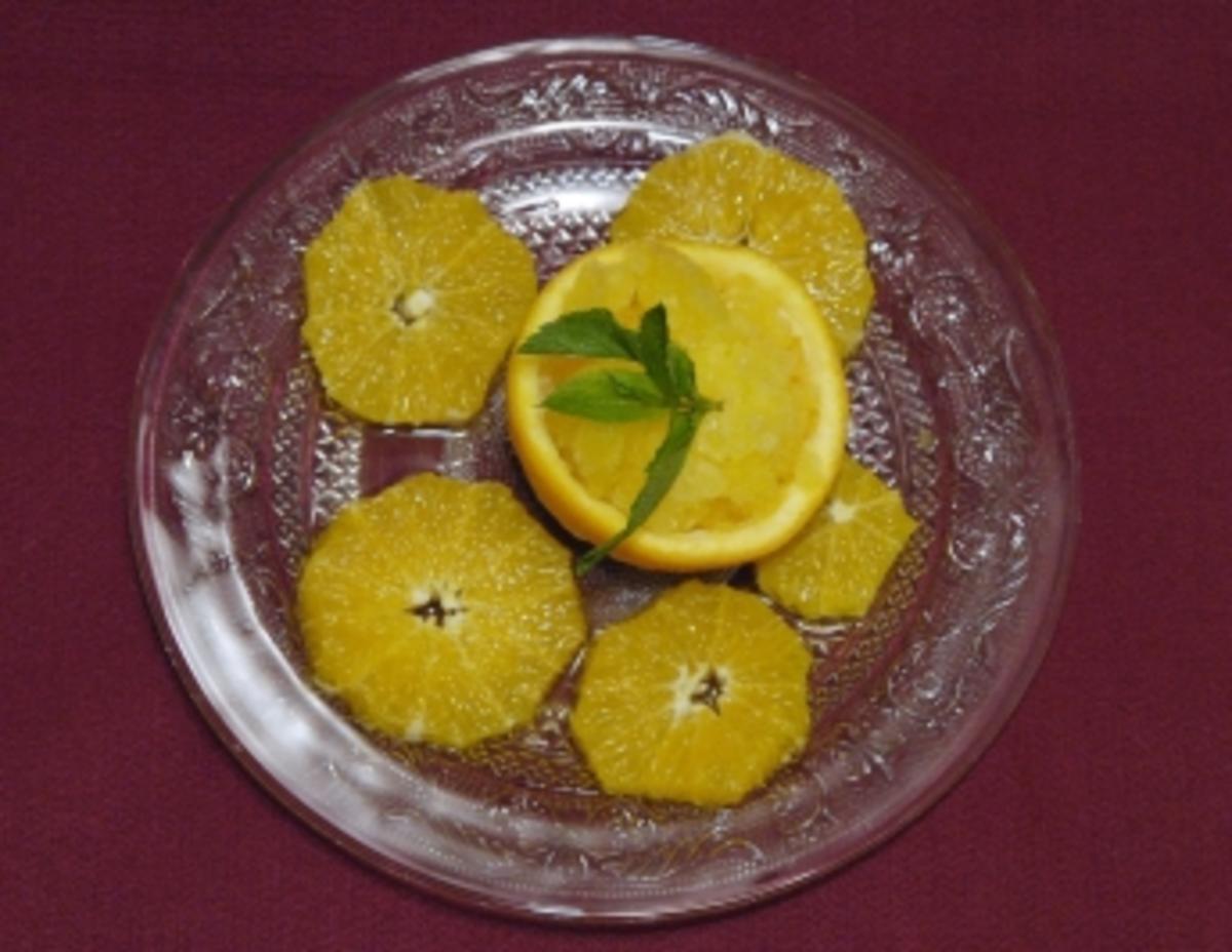 Orangensorbet mit Muskatteller und Orangensalat (Saskia Valencia) - Rezept
