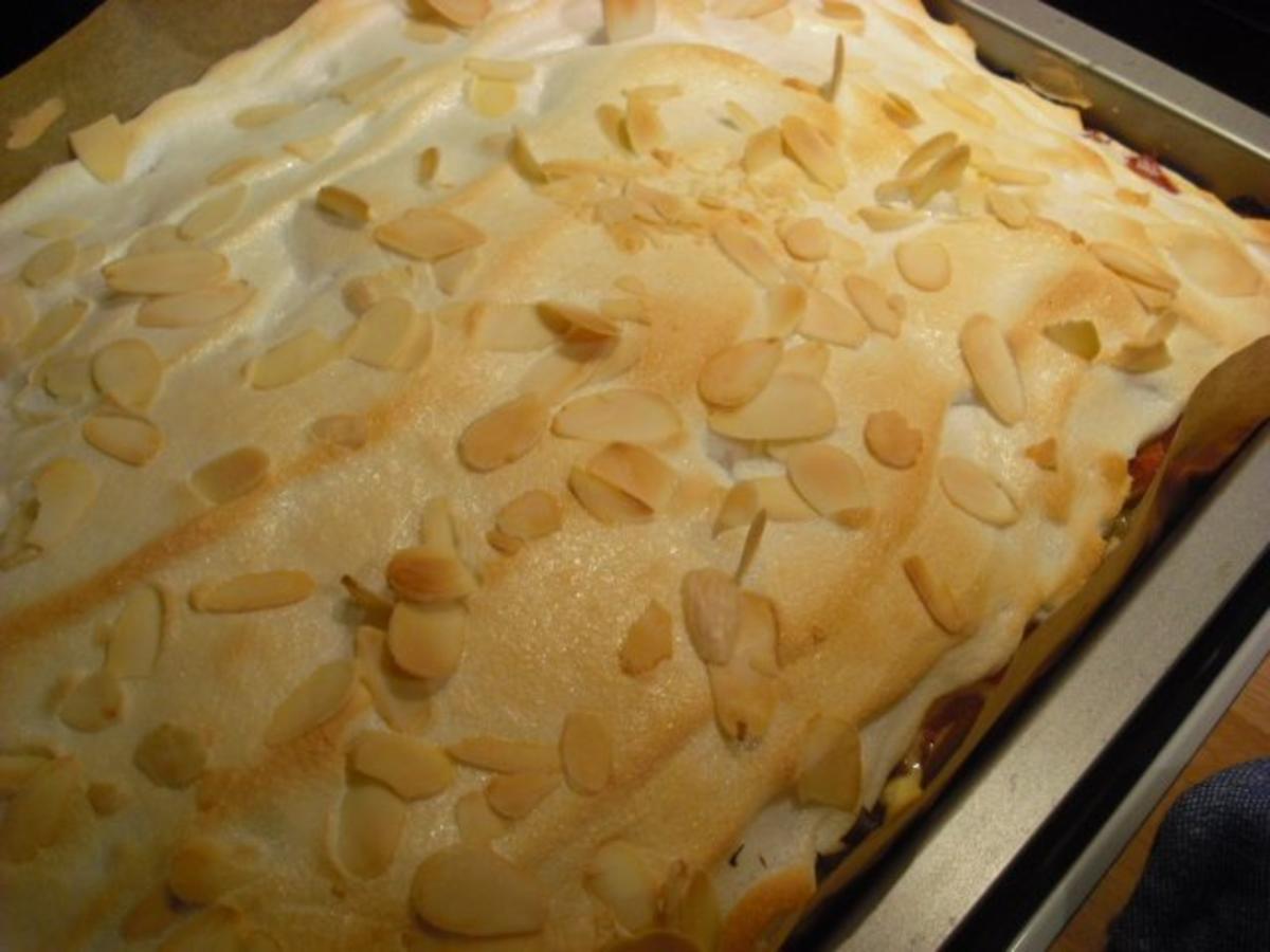 Rhabarber Quarkkuchen mit Mandelbaiser - einfach - von greeneye1812